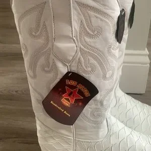 Brand new Los Altos Ant eater white leather boots Los Altos | Shoes | Brand New Los Altos Ant Eater White  main image 3